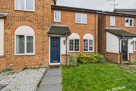undefined, Leighton Buzzard LU7