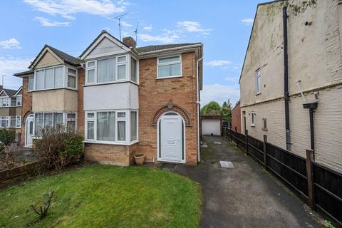 undefined, Shakespeare Road, Bedfordshire LU4
