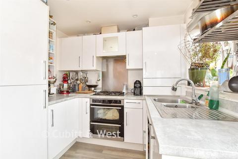 undefined, Puttock Way, Billingshurst RH14