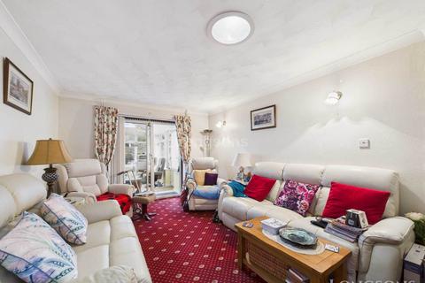 2 bedroom bungalow for sale, Rockland Close, Swaffham