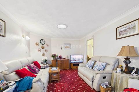 2 bedroom bungalow for sale, Rockland Close, Swaffham
