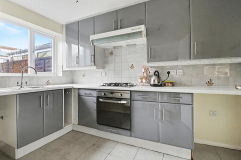 3 bedroom semi-detached house for sale, Mallow Road, Southampton SO30