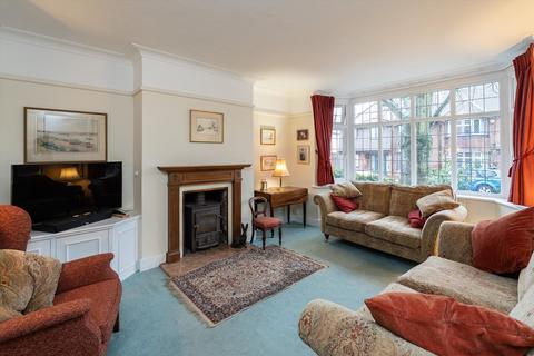 4 bedroom semi-detached house for sale, Holland Avenue, London, SW20