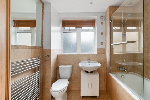 2 bedroom flat for sale, Weydown Close, Southfields, SW19