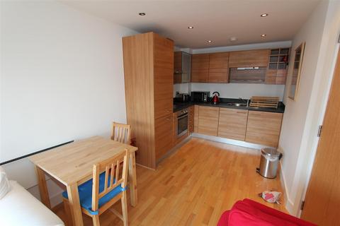 1 bedroom flat to rent, La Salle, Leeds Dock
