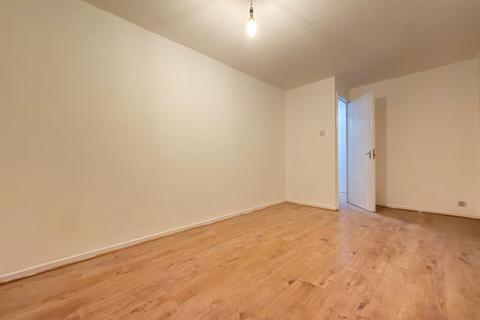 undefined, Waterside Road, Southall UB2
