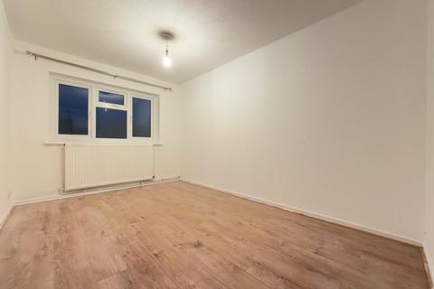 undefined, Waterside Road, Southall UB2