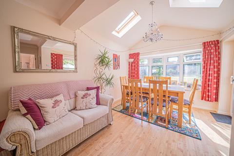 undefined, Alveston Grove, Knowle, B93
