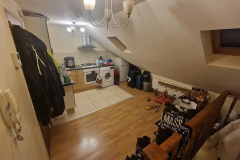 undefined, Leicester, Leicester LE5