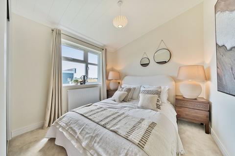 undefined, Milford-On-Sea, Hampshire, SO41