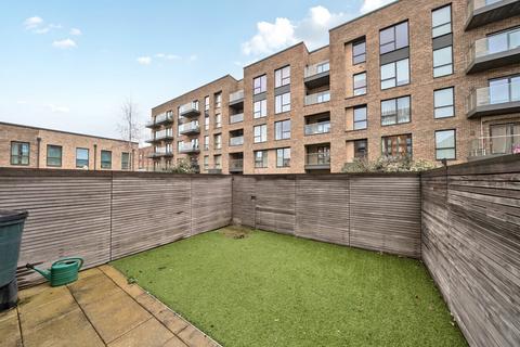 3 bedroom townhouse for sale, Bernera Walk, Colindale Garden, Colindale, NW9