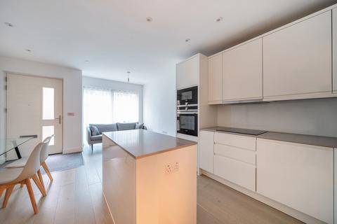 3 bedroom townhouse for sale, Bernera Walk, Colindale Garden, Colindale, NW9