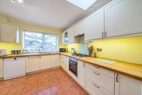 3 bedroom terraced house for sale, Grange Hill, South Norwood, London, SE25