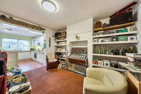 3 bedroom terraced house for sale, Grange Hill, South Norwood, London, SE25