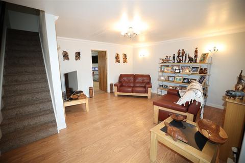 undefined, Robin Close (Room One), Birmingham B36