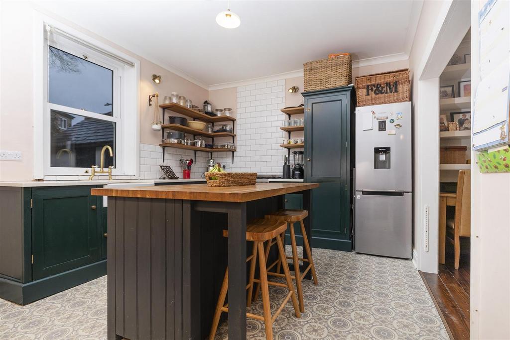 Bramleys Estate Agents - Virginia Road - Marsh (16