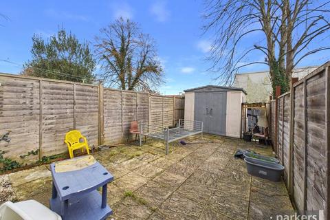 3 bedroom terraced house for sale, Chester Street, Berkshire RG30