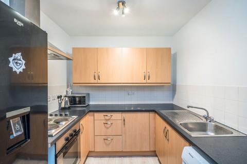 1 bedroom flat to rent, London Road, London