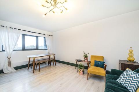 1 bedroom flat to rent, London Road, London
