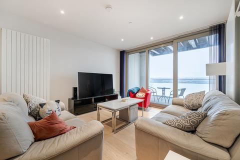 3 bedroom flat for sale, Royal Wharf Walk London E16