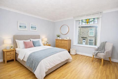 3 bedroom terraced house to rent, Gillibrand Street, Darwen