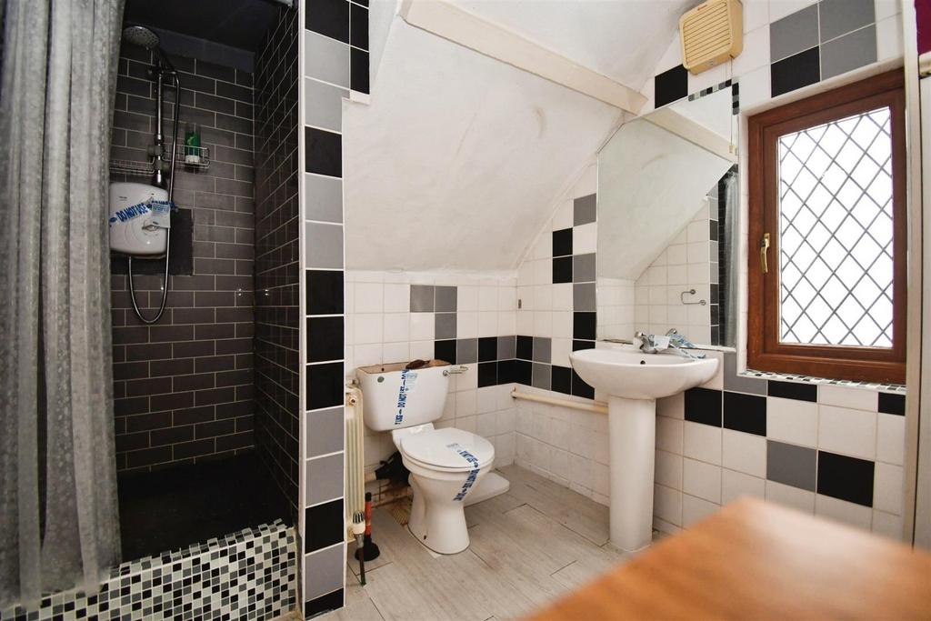 En-suite shower room