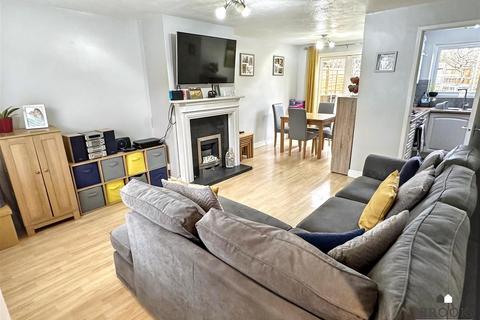 3 bedroom house for sale, Rockhurst Drive, Eastbourne BN20