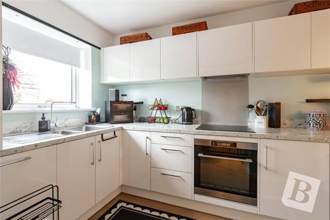 3 bedroom semi-detached house for sale, Gladiator Way, Hornchurch, RM12