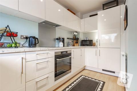 3 bedroom semi-detached house for sale, Gladiator Way, Hornchurch, RM12