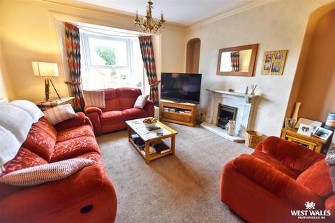 3 bedroom semi-detached house for sale, Holyland Road, Pembroke