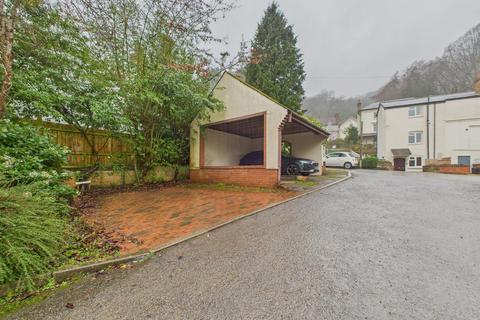 3 bedroom semi-detached house for sale, 5 Claremont Court Malvern Wells