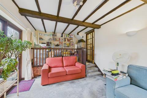 3 bedroom semi-detached house for sale, 5 Claremont Court Malvern Wells