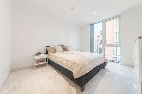 1 bedroom flat to rent, Royal Crest Avenue, London E16