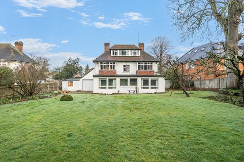 6 bedroom detached house for sale, Moor Park Road, Northwood, Middlesex