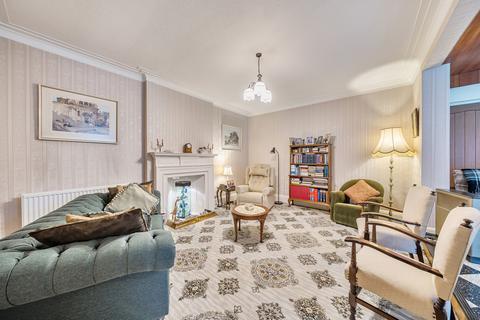 6 bedroom detached house for sale, Moor Park Road, Northwood, Middlesex