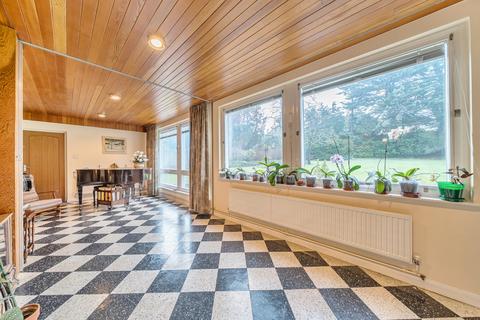 6 bedroom detached house for sale, Moor Park Road, Northwood, Middlesex