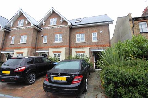 4 bedroom house to rent, Chelmsford Road, N14