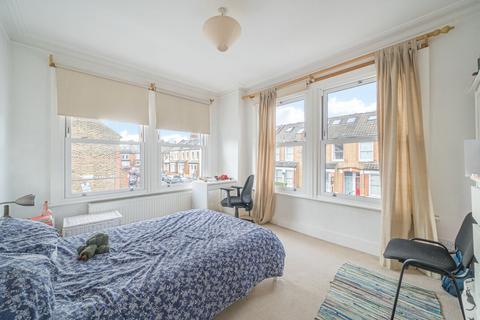 2 bedroom flat for sale, Balvernie Grove, Southfields, SW18