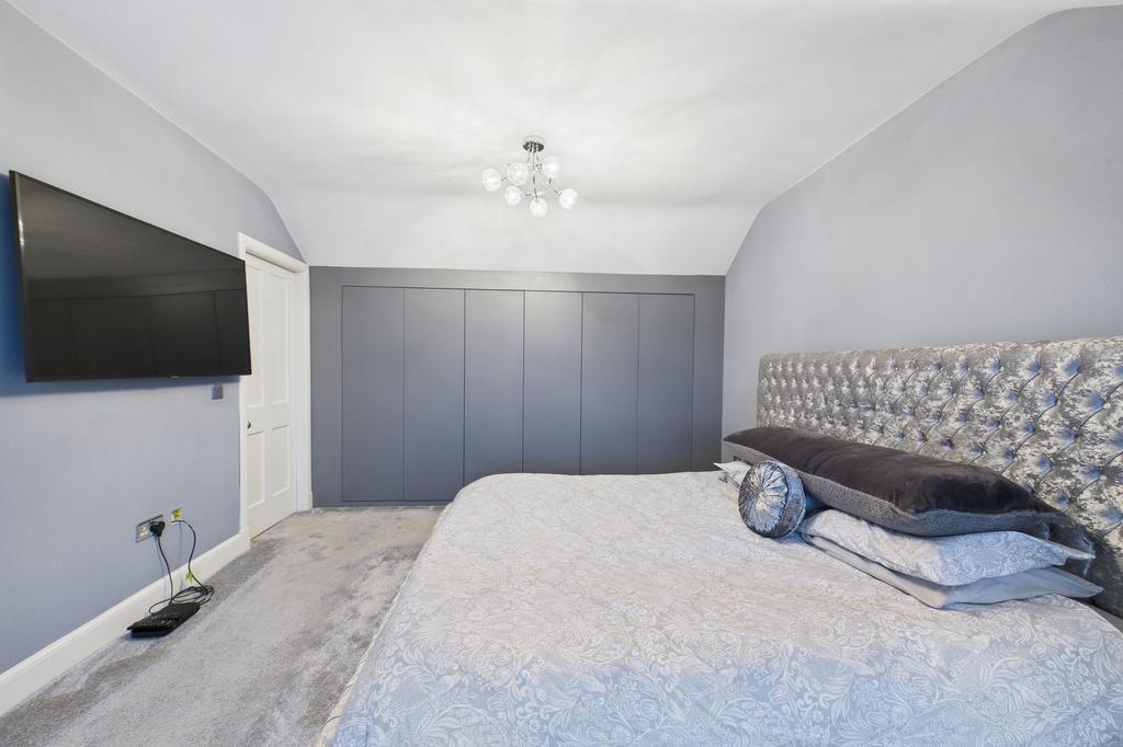 Bedroom 1 Angle 3