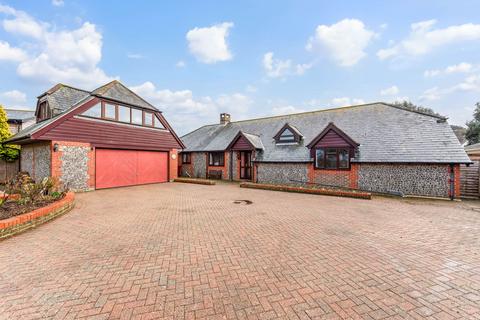 4 bedroom detached bungalow for sale, Earnley Manor Close, Earnley, West Sussex, PO20