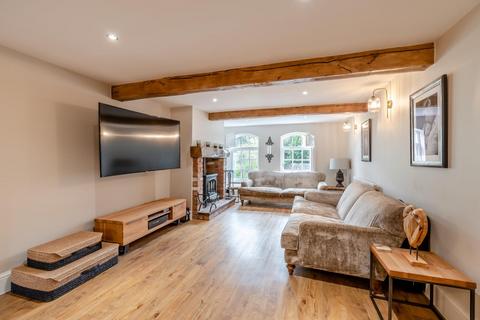 3 bedroom barn conversion for sale, Beeston Hall Mews, Beeston