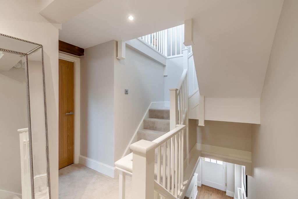 4 Beeston Hall Mews-38.jpg