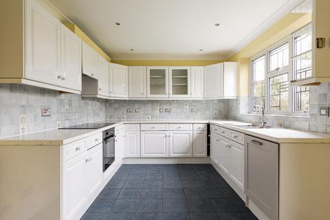 4 bedroom detached house for sale, Cavendish Drive, Edgware, HA8