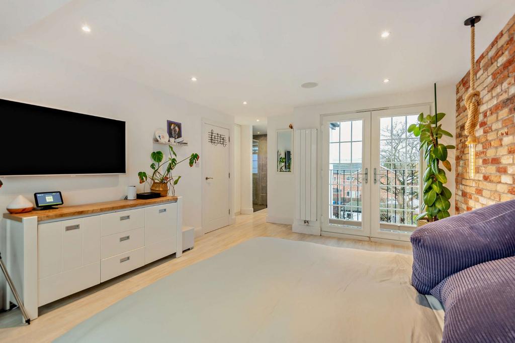 Principal Bedroom