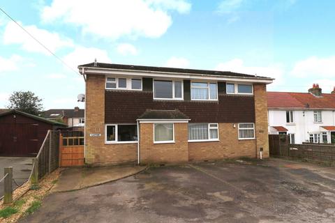 Portsmouth Road, Southampton SO31