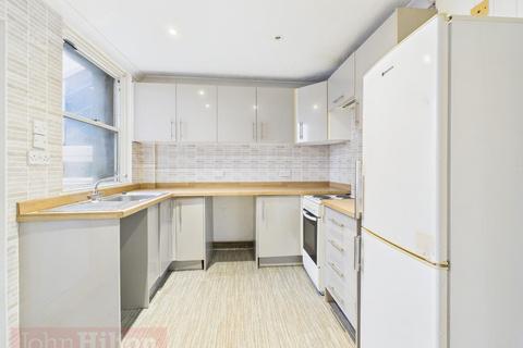 3 bedroom terraced house for sale, St Helen's Road, Brighton