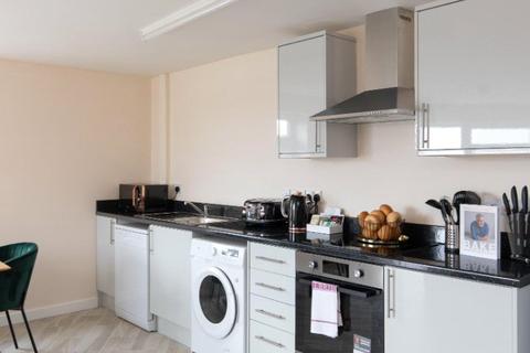 2 bedroom apartment to rent, Watford Road, London, HA0