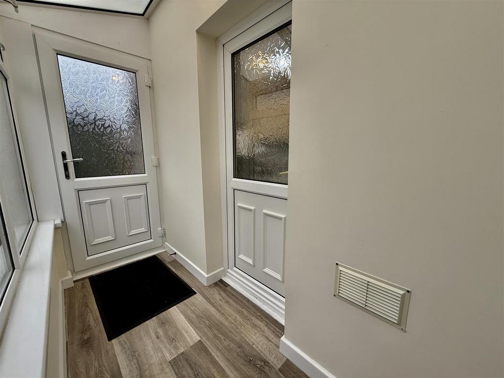 Side porch