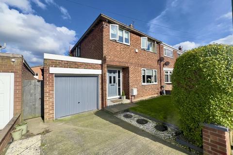 3 bedroom semi-detached house for sale, Newlands Road, Carrville, Durham