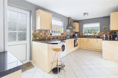 5 bedroom detached house for sale, Paddock Close, Wiltshire SN25